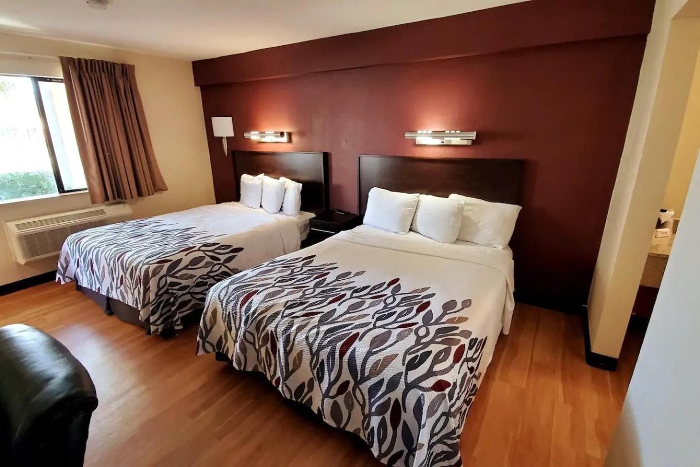 Sacramento Inn & Suites North Highlands Екстер'єр фото