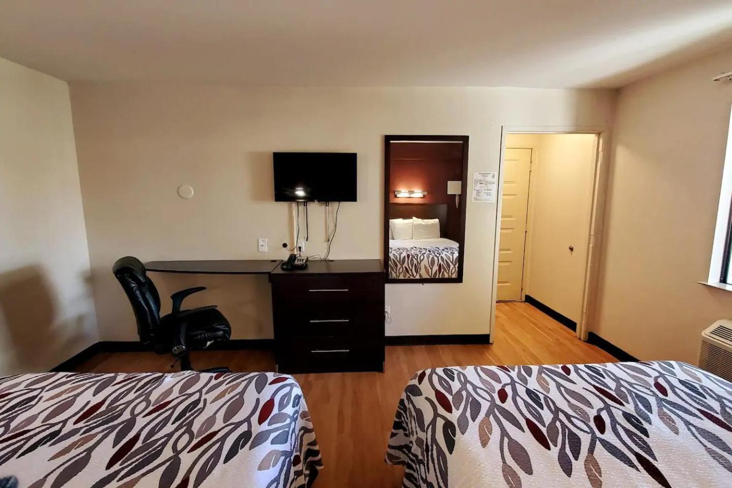 Sacramento Inn & Suites North Highlands Екстер'єр фото